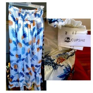 Cupshe skirt size small.